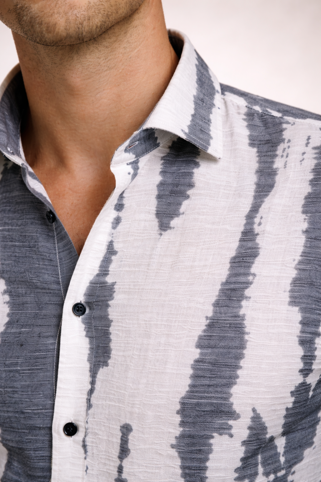 Men’s Designer Grey & White Printed Casual Shirt