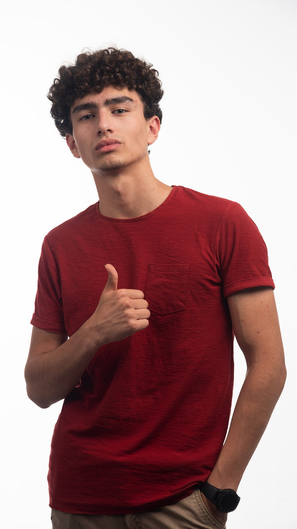 maroon tshirt